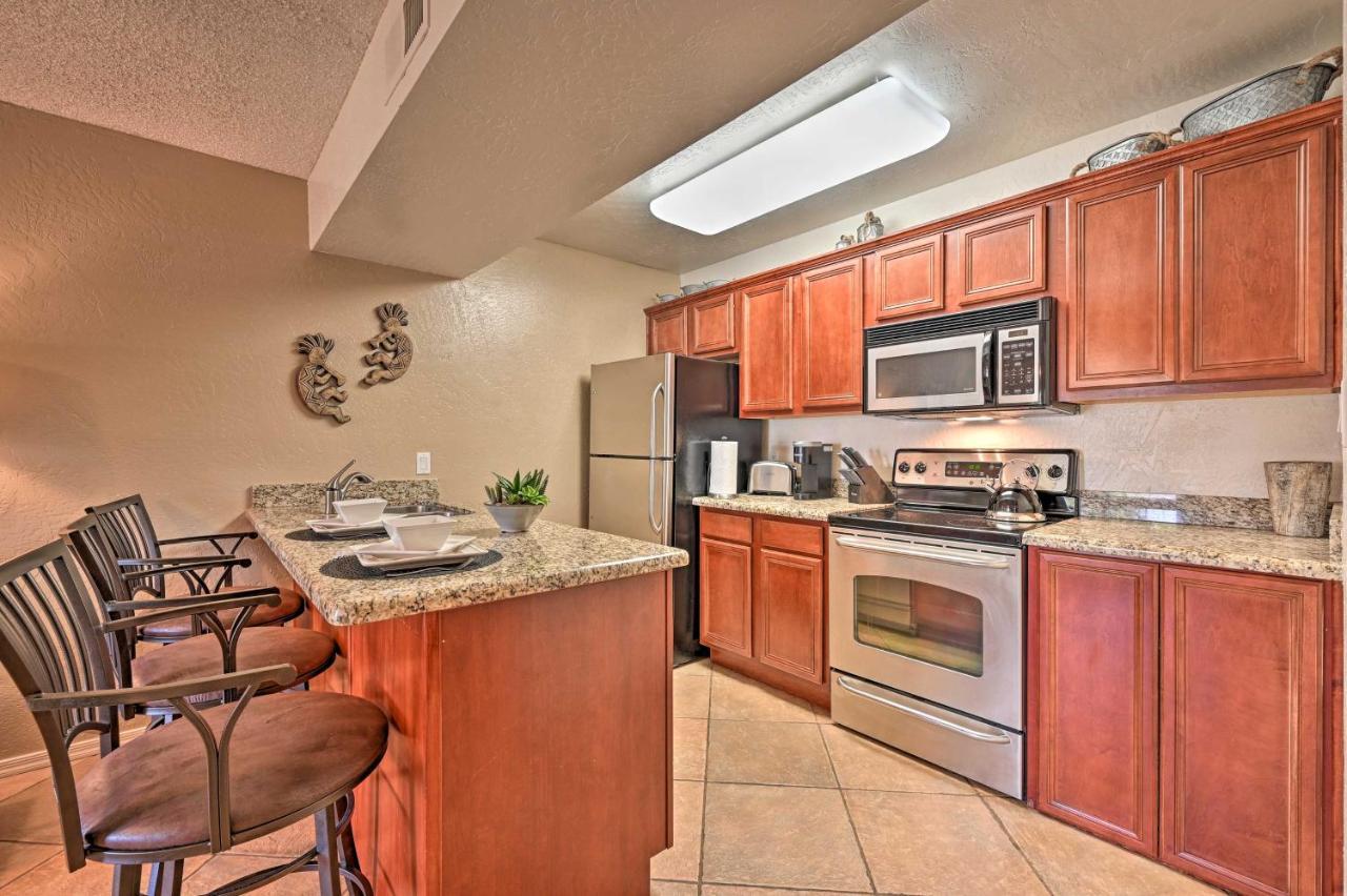 South With Pool Access - Walk To Shops! Apartment