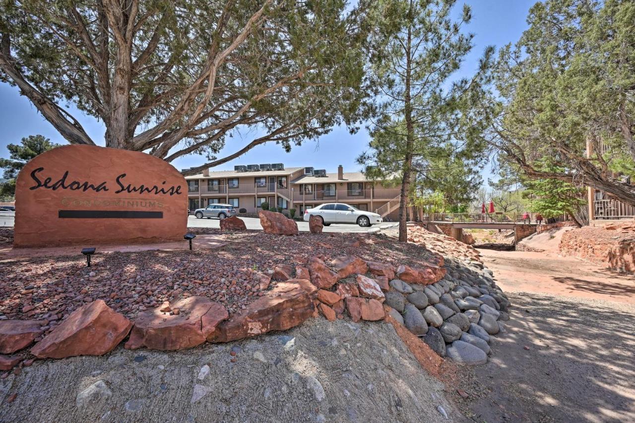South With Pool Access - Walk To Shops! Apartment
